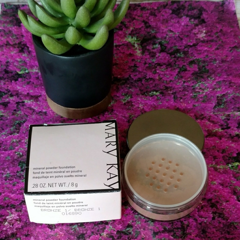 Mineral Powder Foundation